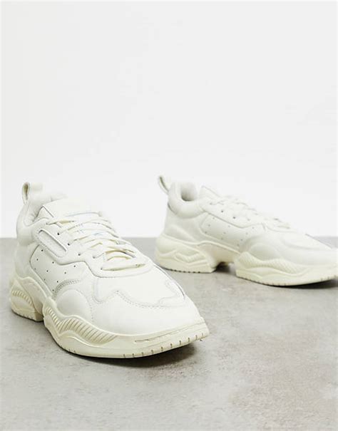 adidas originals supercourt sneaker in gebrochenem weiß|adidas Originals Supercourt sneakers in white .